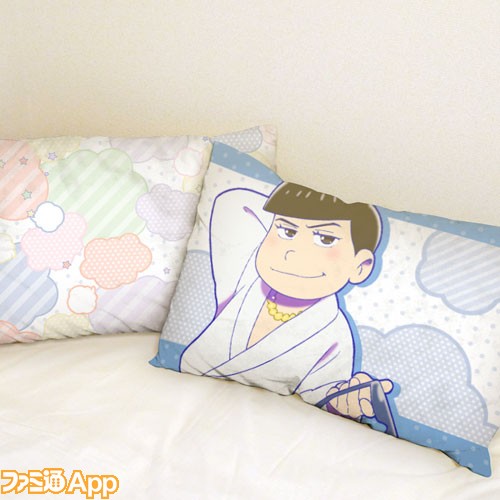 pillow_osomatsusan2_heya