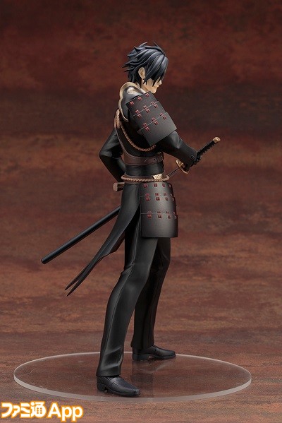 刀剣乱舞 Online 刀に手をかける姿が魅力的な燭台切光忠のフィギュアが登場 ビーズログ Com