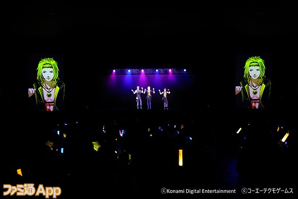 IMG_4908c_5th Anniversary Tour_XIP