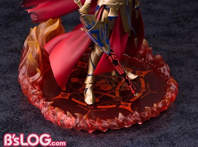 FGO』アーチャー／ギルガメッシュの1/8スケールフィギュアが予約開始